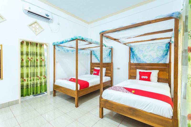Oyo 1895 Lamancha Homestay Kuta  Esterno foto